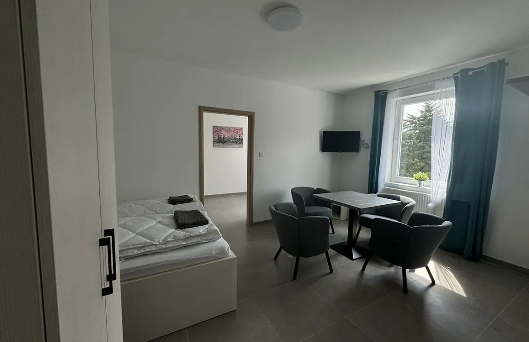 Chaty a Apartmány Hracholusky Kemp Kosatka-1
